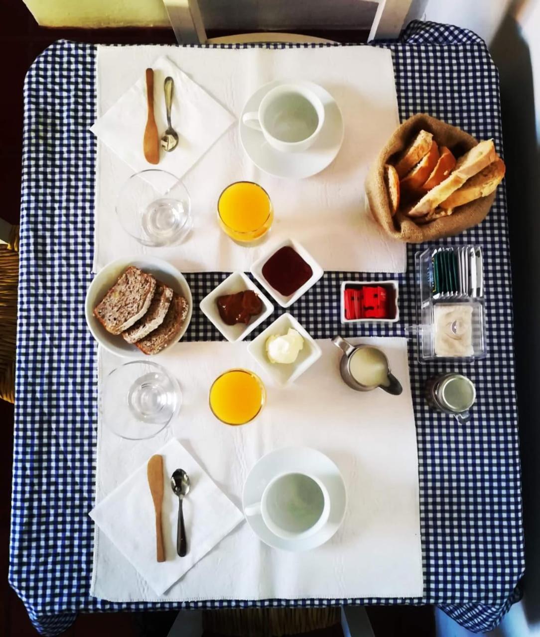 Alma De Proa Bed & Breakfast San Antonio de Areco Esterno foto
